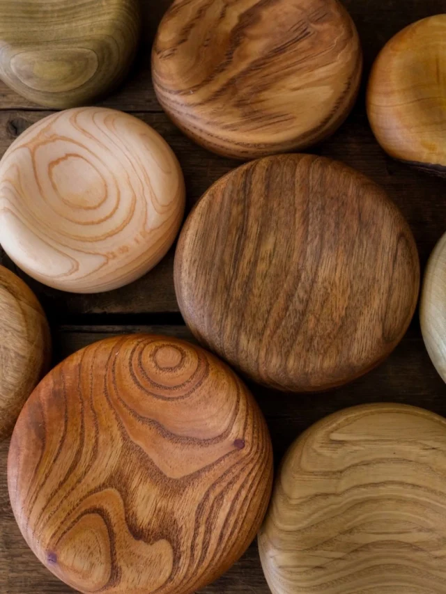 .
先日の @kozoji.iconic.market さんでは
木工作品をたくさんの方に見ていただけて
とても嬉しかったです✨

木工好きの方と木工トークできるのが
本当に楽しくて、
イベントが終わった後には
心がほくほくしました☺️✨

大好きな木の実や樹木の話は少しマニアックで、
なかなか出来る相手がたくさんはいないけど、
pokkeに来てくださる方とは
とことん語り合えるのですごく楽しくて幸せ🥰

いつもありがとうございます！！

aika

木工アカウント
@neimoku2024 
.
.
.

⚘出店イベント

𓍯手仕事三星市
日時:2026年4月12日（日）
10:00-15:00
場所：三星毛糸（羽島市正木町不破一色898）
(@mitsuboshi1887 さま)

𓍯サンデービルヂングマーケット
日時:2026年4月19日(日)
11:00~16:00
場所:岐阜県岐阜市柳ヶ瀬商店街
( @sundaybldg.mkt さま)

𓍯余白マルシェ
日時:2026年4月29日(水)
10:00〜16:00
場所:せきてらす
岐阜県関市平和通４丁目12番地1
( @yohaku.marche さま)

𓍯杜の宮市
日時:2026年5月3日（日）
10:00〜16:00
場所:真清田神社境内
愛知県一宮市真清田1丁目2番1号
（ @morinomiyaichi ）

#木工旋盤
#木の器
#木の実雑貨